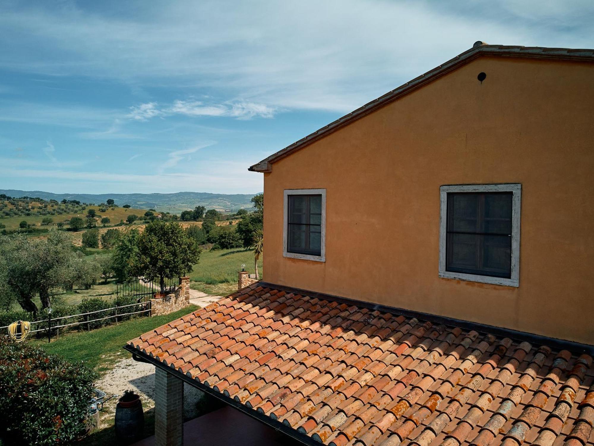 8380 Agriturismo Il Saragiolo Manciano Exterior foto